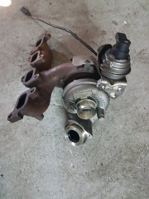 Turbina 03l253016t vw passat b6 1.6 tdi cayc 105 cai