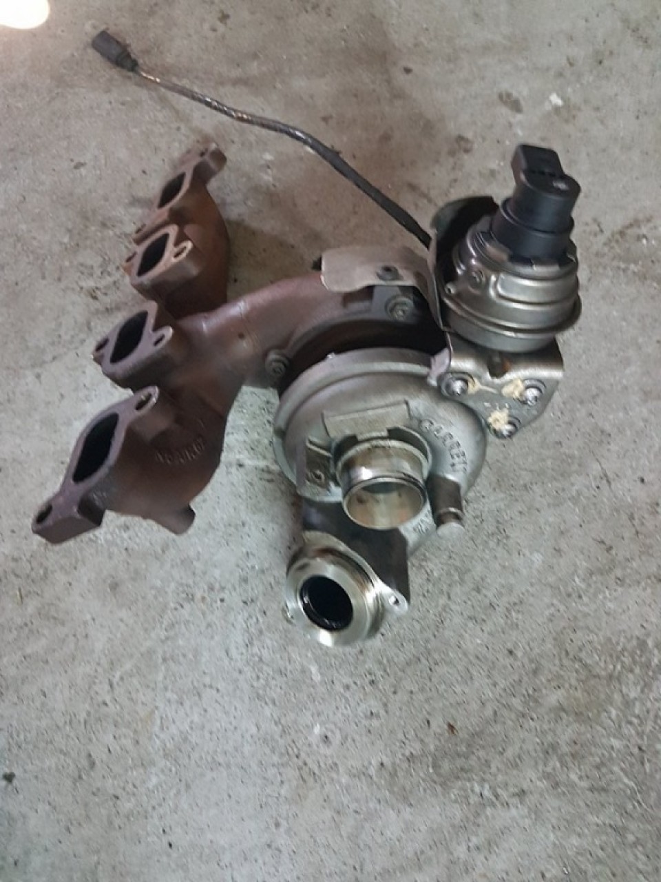 Turbina 03l253016t vw passat b7 1.6 tdi cayc 105 cai
