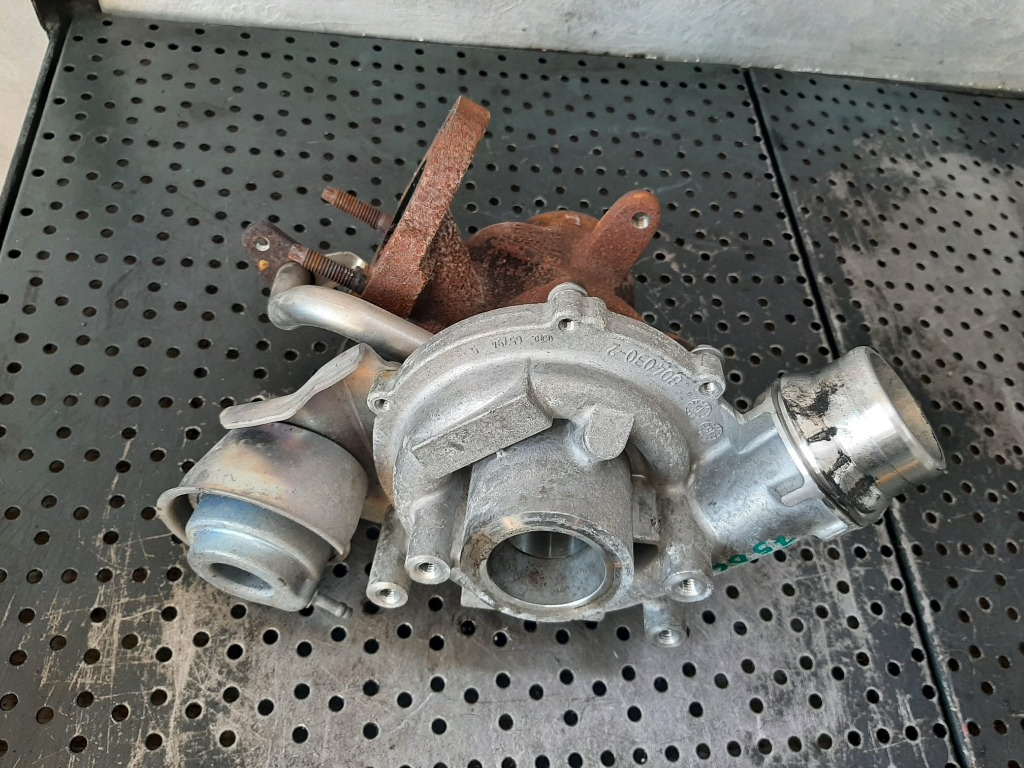 Turbina 1.5 dci k9k renault captur clio 4 nissav nv200 801374-4 h8201164371