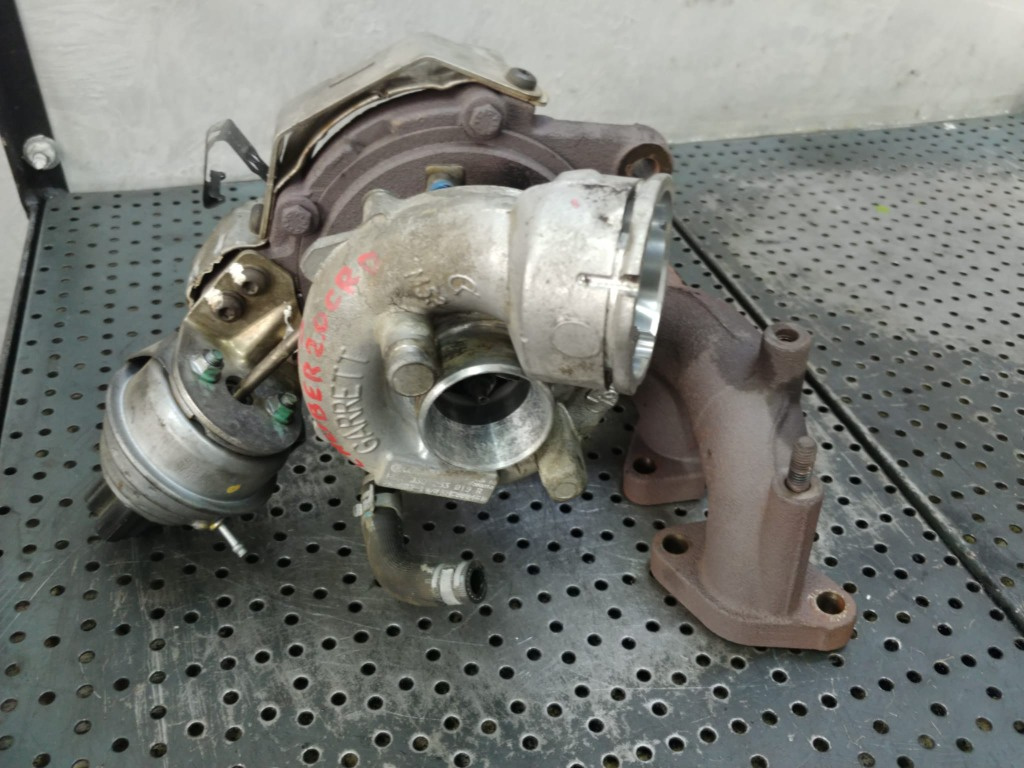 Turbina 2.0 crd dodge caliber journey jeep compass vw passat 3c2 03g253019r 768652-1