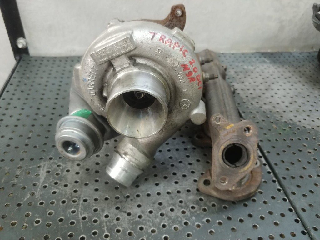 Turbina 2.0dci m9re780 renault trafic 2 opel vivaro h8200466021 762785-3