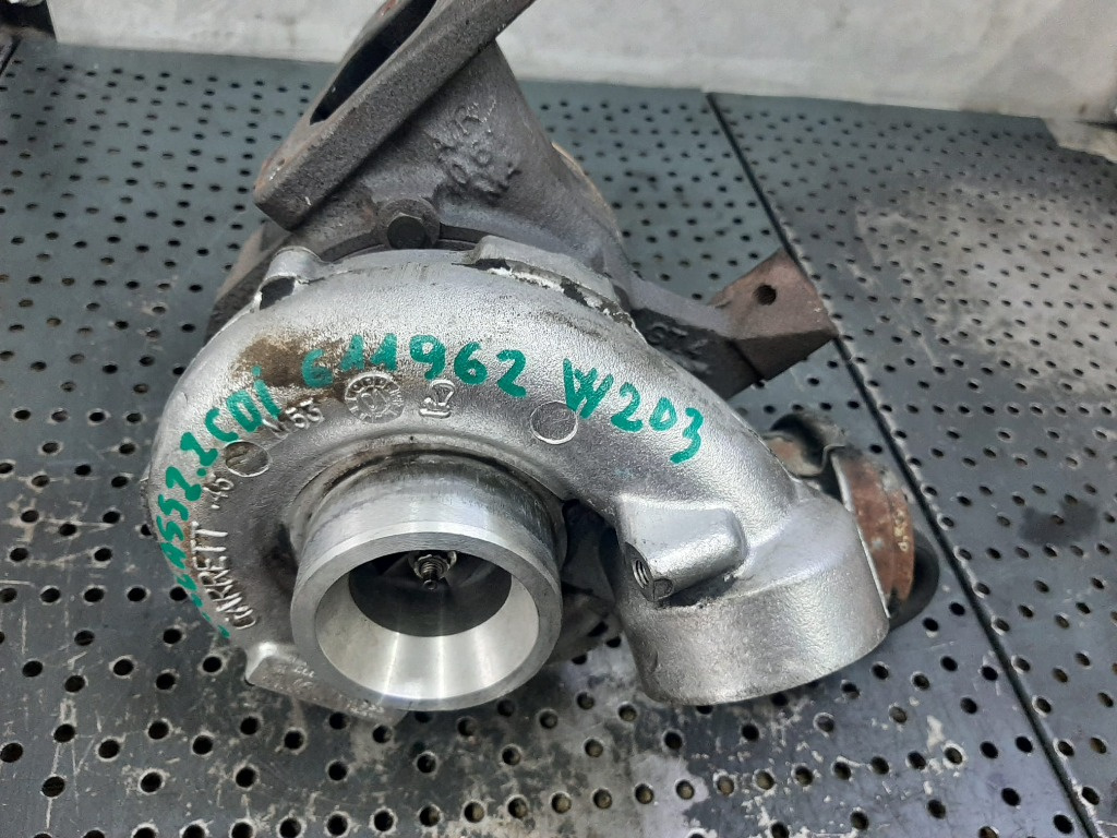 Turbina 2.2 cdi 611962 mercedes c-class w203 a6110960999 711006-1