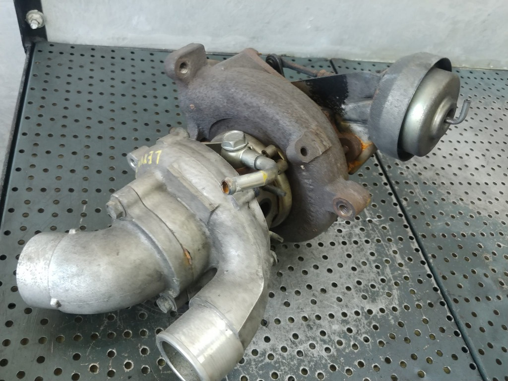 Turbina 2.2d 2adftv lexus is 220 17201-260j0 070205456n