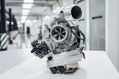 Turbina asistata electric de la Mercedes-AMG