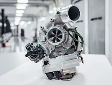 Turbina asistata electric de la Mercedes-AMG