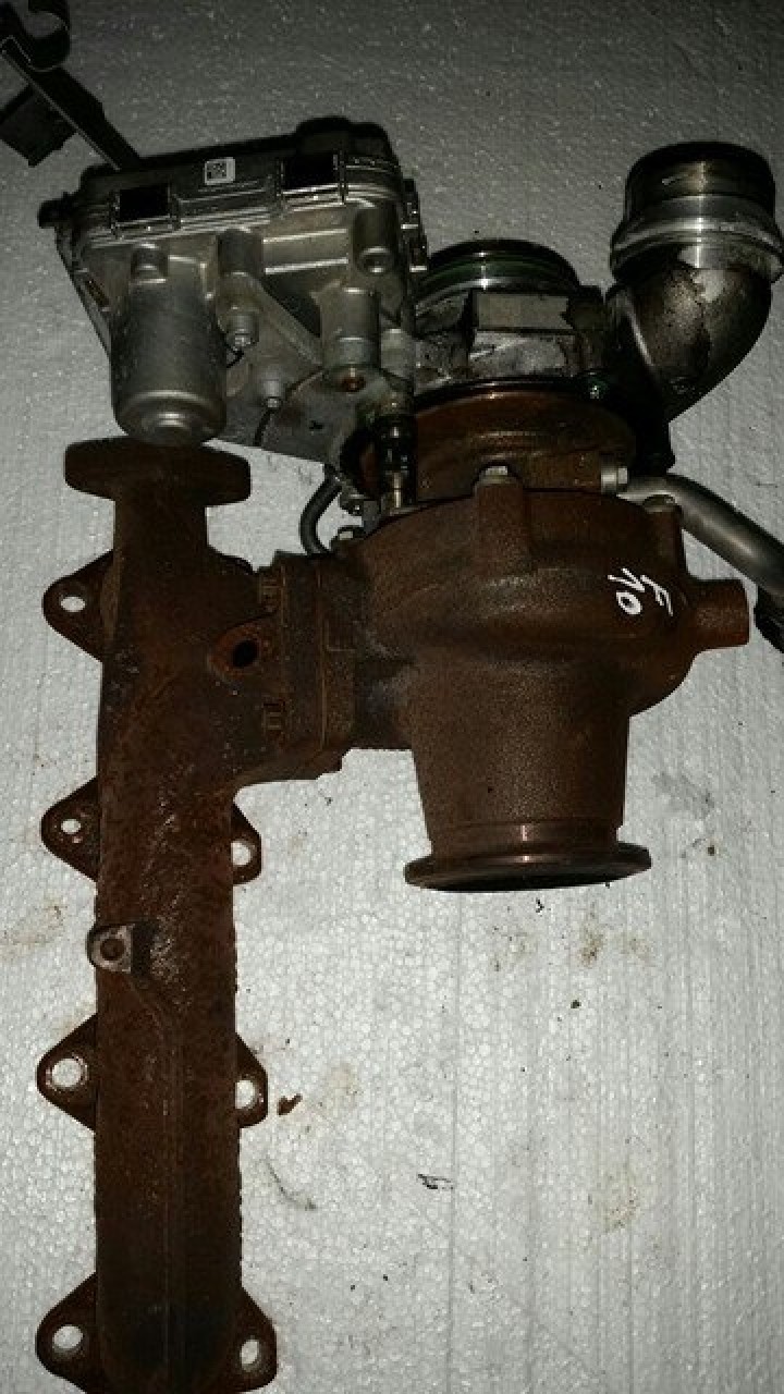 Turbina bmw f20 120d 184 cai cod 8518204.02