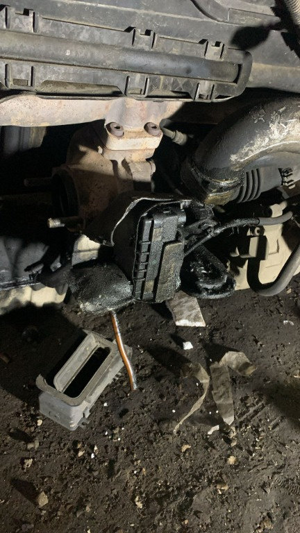 Turbina BMW seria 5 525 E60 motor 2.5 diesel cutie manuala
