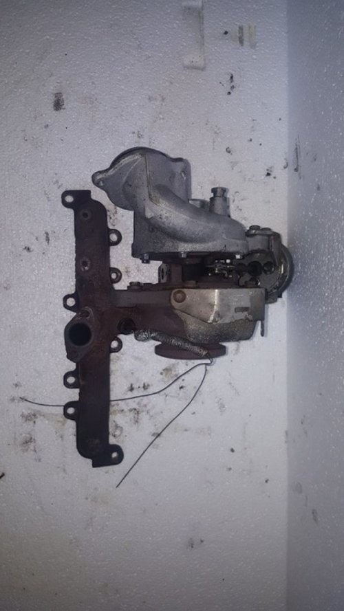 Turbina cod 03l253016t vw passat b6 1.6 tdi