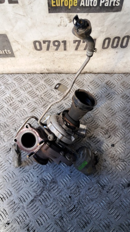Turbina cu mic defect Ford S-Max 2.0 TDCI ,transmisie automata ,an 2012 cod 9677063780