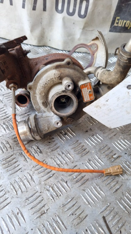 Turbina Dacia Duster 1.5 dCi 4x4 an 2015 cod 54399700127 / H82728404