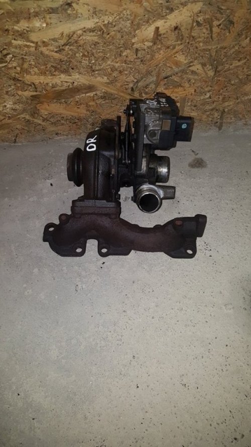 Turbina dreapta cod 4u3q-6k682-aj peugeot 407 2.7 hdi bi-turbo 204 cai