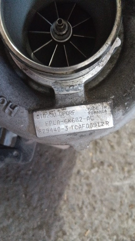 Turbina dreapta range Rover 3.0 d an 2015-2019 cod cola-6k682-ac
