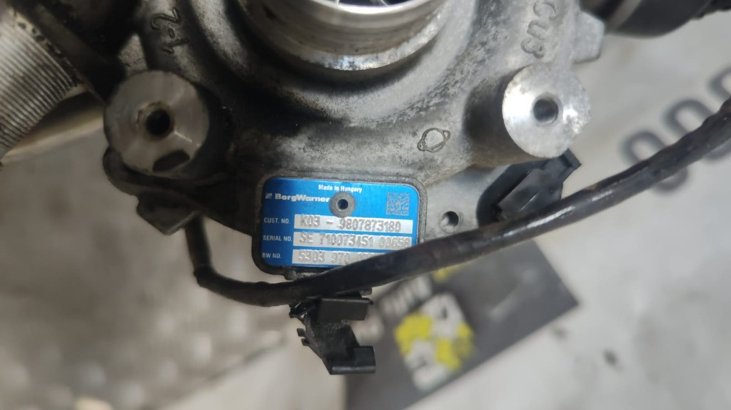 Turbina Ford Kuga 2.0 TDCI , cod motor T8M , an 2015 cod 9807873180