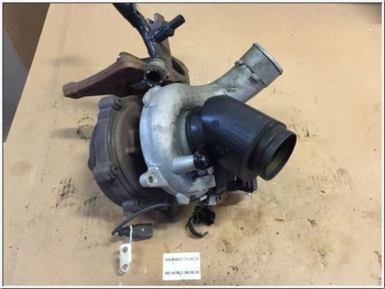 Turbina garrett cod 059145722m audi a6 4f 3.0 tdi cdy 240 cai