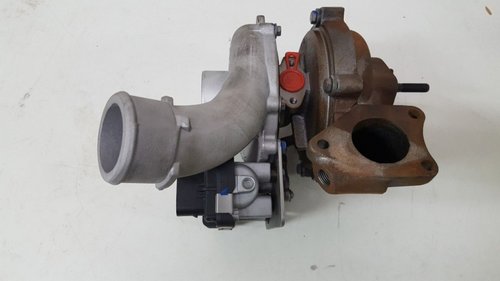 Turbina garrett cod 059145722m vw phaeton 3.0 tdi tip motor cara 233 cai