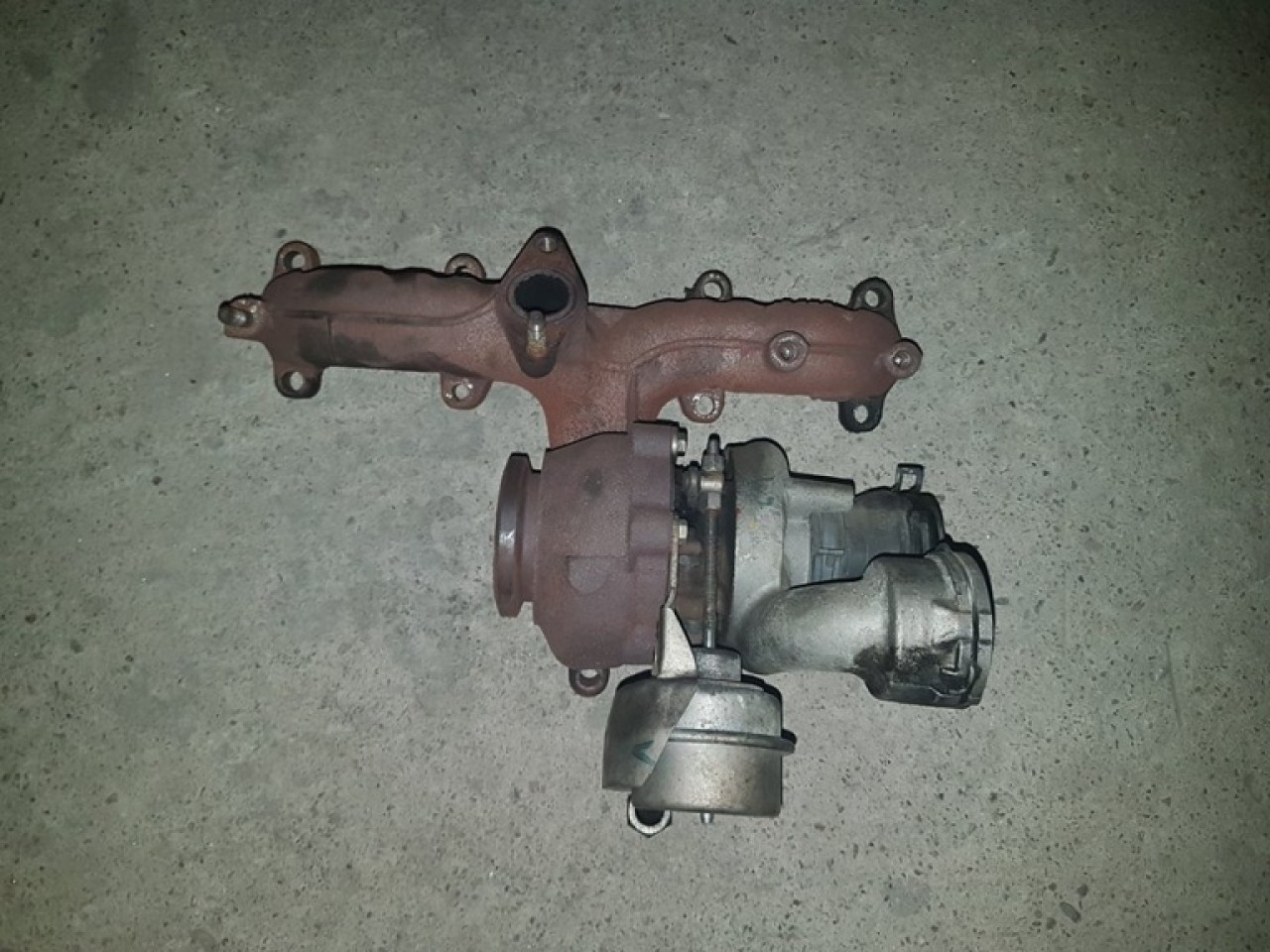 Turbina kkk 038253014g vw caddy III 1.9 tdi bjb 105 cai
