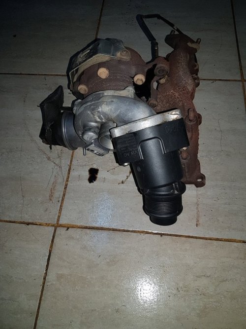 Turbina kkk 03l253019j vw scirocco 2.0 tdi cbdb 140 cai