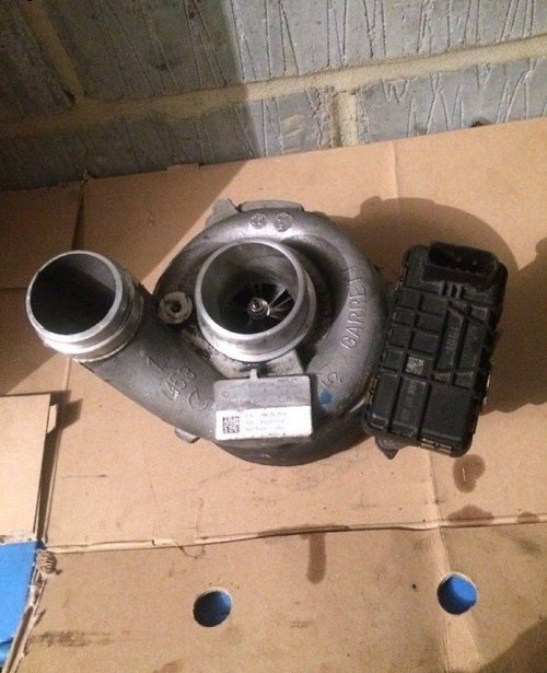 Turbina Mercedes 3.0 v6 A6420901480 C320 CDI W203