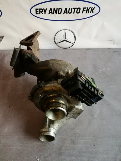 Turbina Mercedes cls w219 3.0 cdi v6 A6420901480