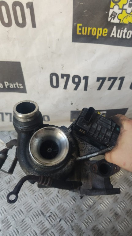 Turbina mic defect BMW seria 3 E90 E91 2.0 D cod motor N47-D20C ,an 2010 cod 7810189-02