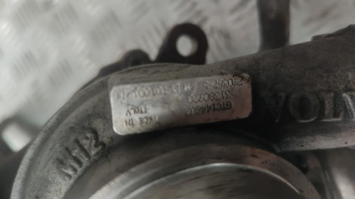 Turbina mic defect Volvo v50 D5204T14 D5204T D5204T5 D5204T4 D5204T6 an 2013 cod 31380220