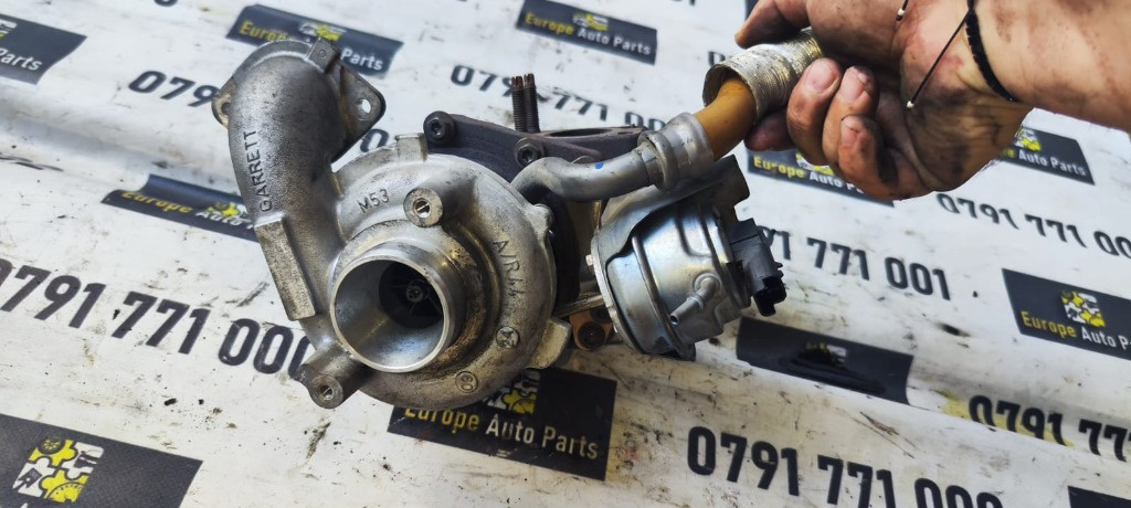 Turbina Peugeot 308 1.6 HDI motor 9HR an 2010 cod 9686120680