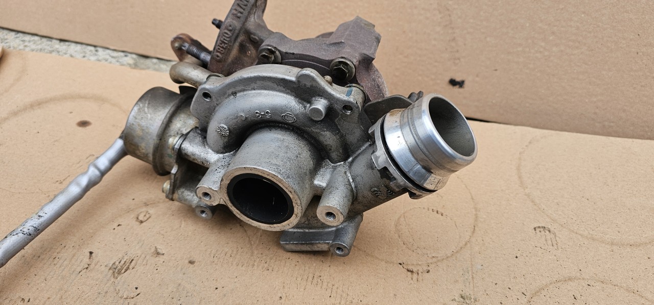 Turbina Renault Kadjar / Qashqai / Renault Captur 1.5 DCI 2014 2015 2016 2017