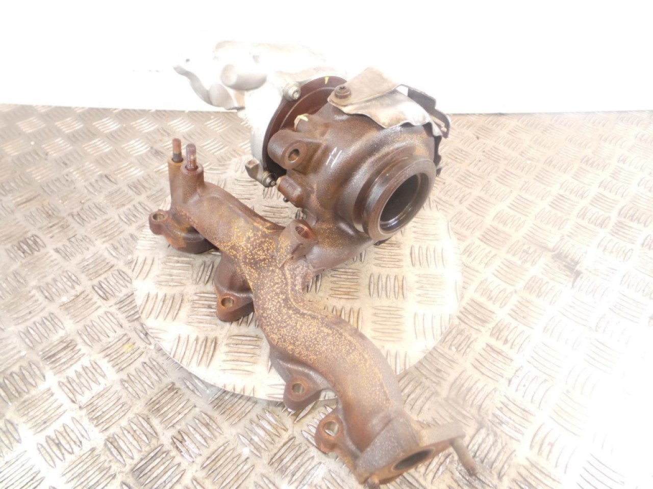 Turbina skoda yeti 2.0 tdi cega 170 cai cod 03l253056c