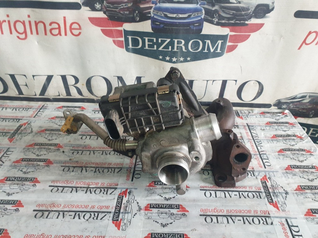 Turbina stanga CITROËN C6 Sedan 2.7 HDi 204 cai cod piesa : 4U3Q-6K682-BJ