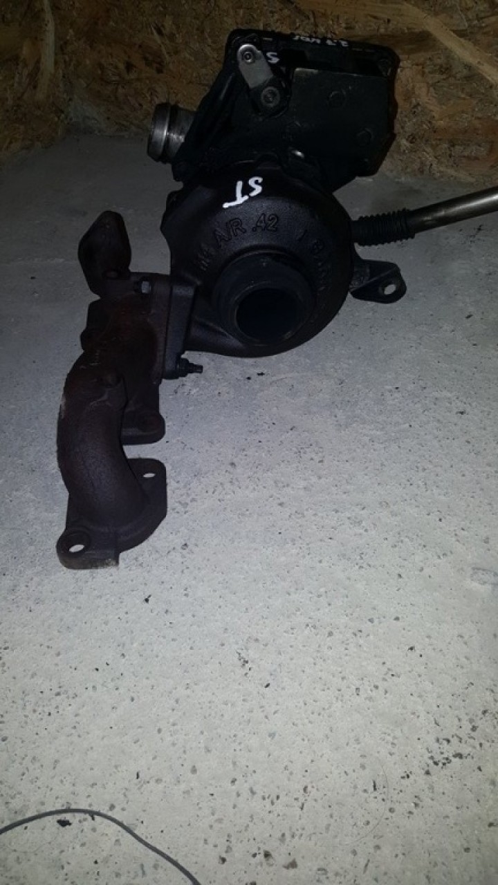 Turbina stanga cod 4u3q-6k682-bj citroen c5 III 2.7 hdi bi-turbo 204 cai