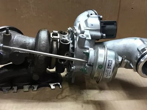 Turbina stanga Mercedes ML400 W166 m276 A2760900300