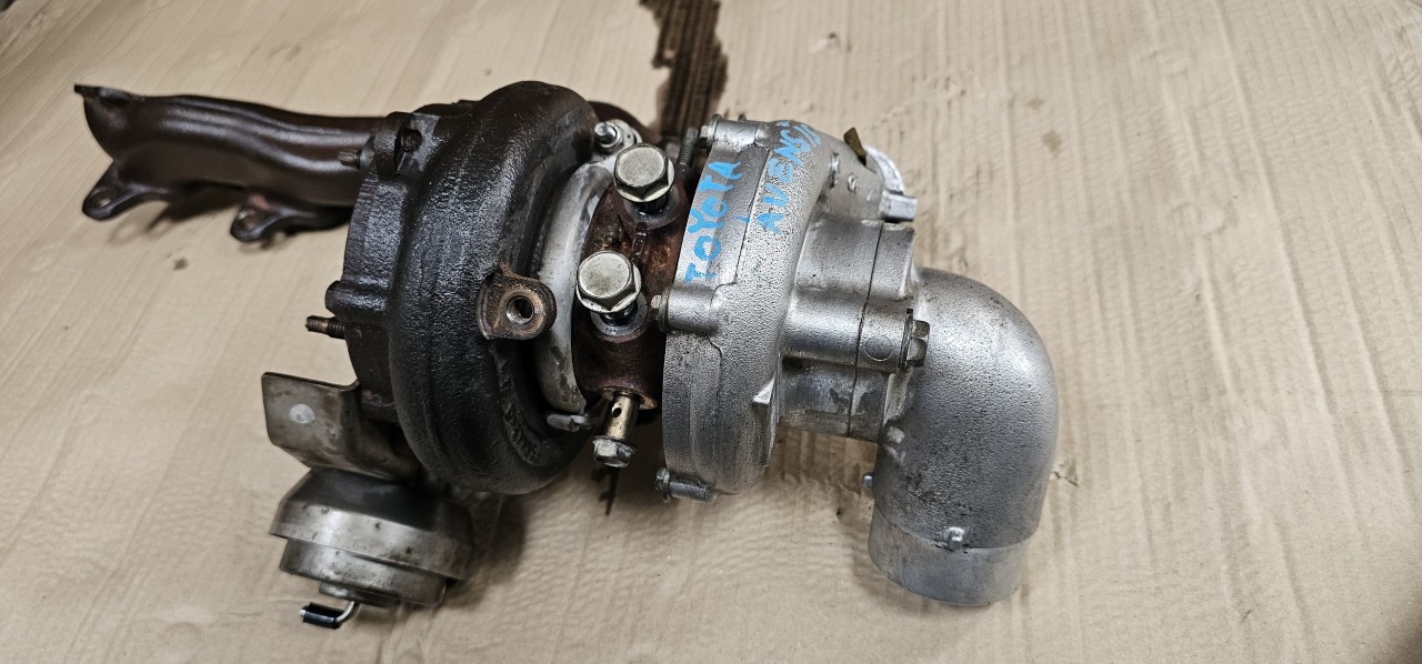 Turbina Toyota Avensis T25 / Rav 4 2.2 D-CAT 2005 2006 2007