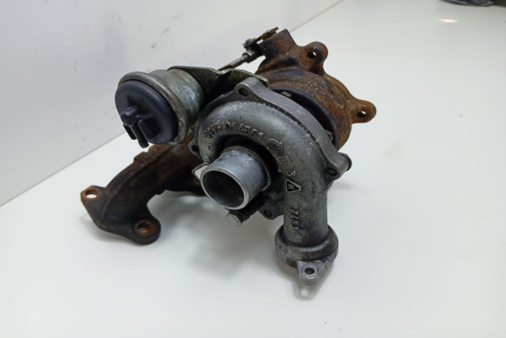 Turbina turbosuflanta 1.4 tdi KP35487599 Ford Fiesta 5 [2001 - 2007]