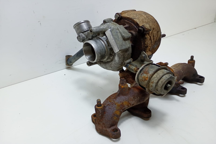 Turbina turbosuflanta 1.9 tdi 028145702C Audi A4 B5 [facelift] [2000 - 2001]
