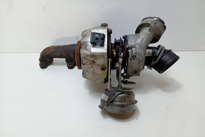 Turbina turbosuflanta 2.0 TDI 03G253010 Volkswagen VW Beetle 2 [facelift] [2005 - 2010]