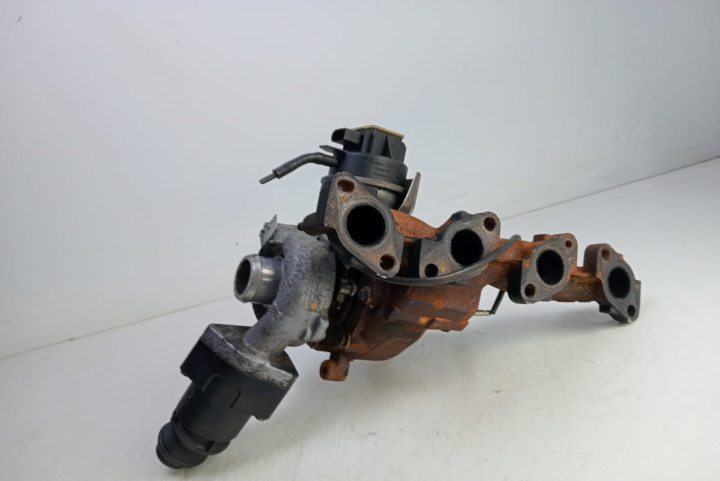 Turbina turbosuflanta 2.0 TDI 03L145701D Audi Q5