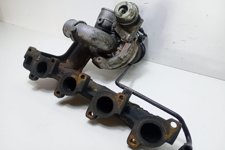Turbina turbosuflanta 2.2 cdi 7204775001S Mercedes-Benz Vito W638 [1996 - 2003]