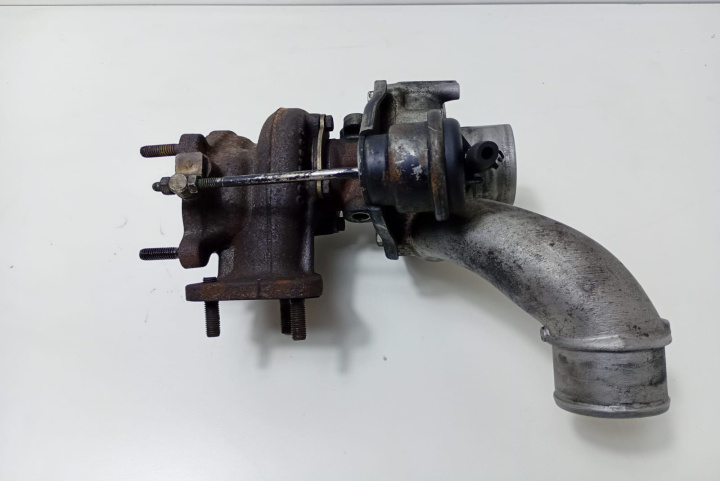 Turbina turbosuflanta 2.5 dci 036999H067