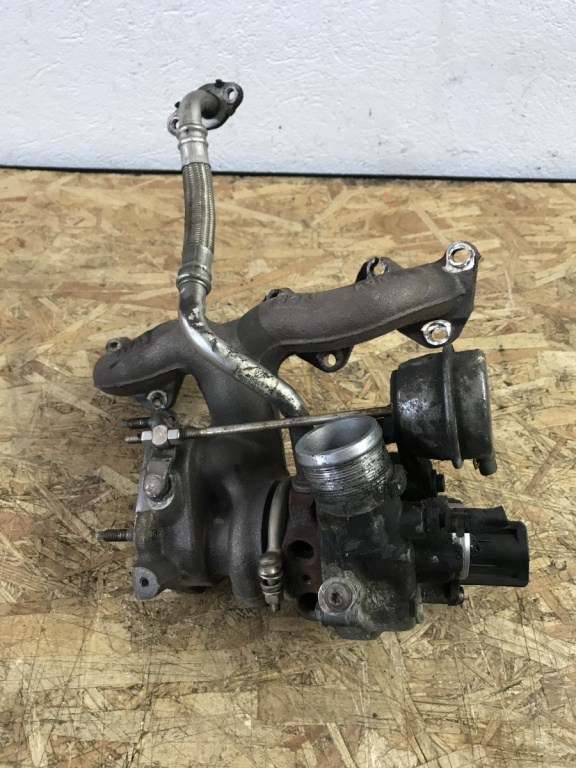 Turbina turbosuflanta Passat B6 1.4 TSI LPG combi 2010 (03C145701S)