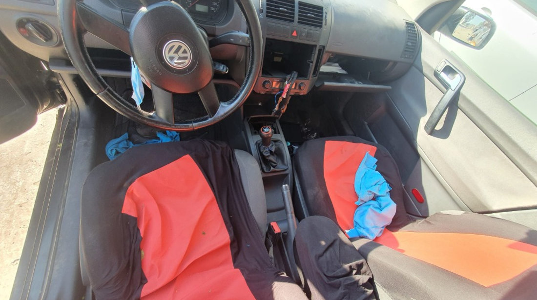 Turbina Volkswagen Polo 9N 2004 hatchback 1.4 tdi AMF