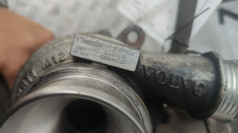 Turbina Volvo v70 D5244T D5244T2 D5244T3 D5244T7 an 2012 cod 31312713