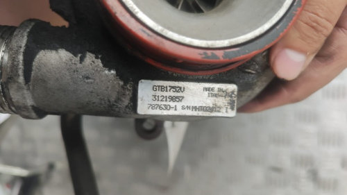 Turbina Volvo xc70 D5244T5 D5244T10 D5244T14 D5244T19 an 2011 cod 31219857