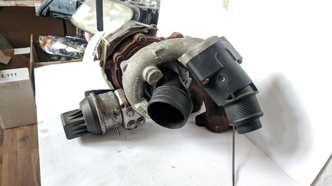 Turbina VW Passat B7 2.0 tdi 03L253056B