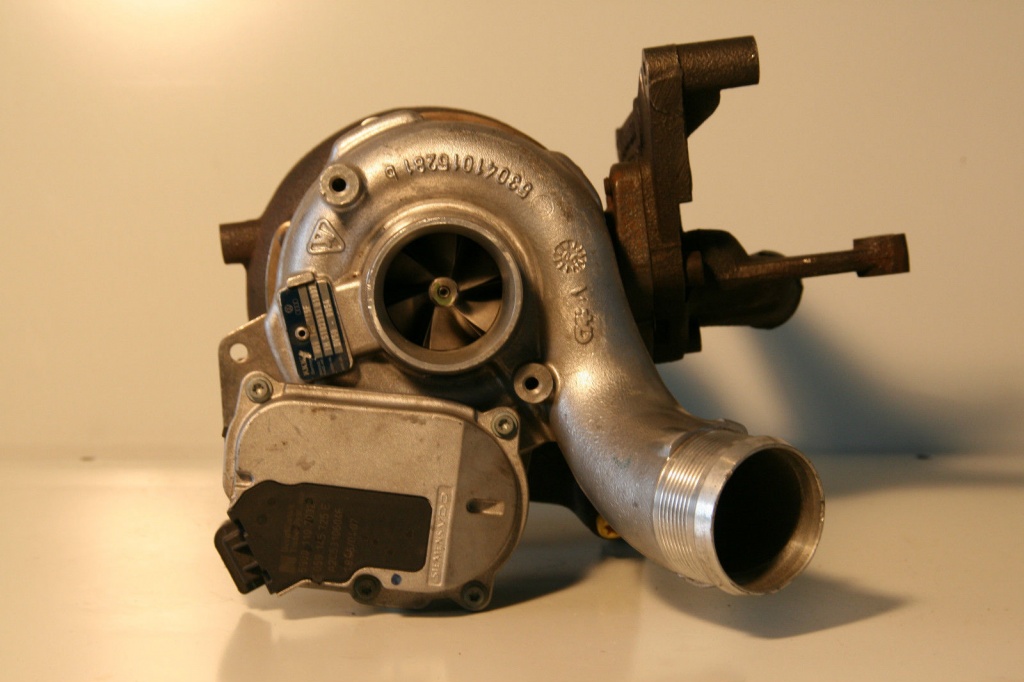 Turbina Vw Phaeton motor 3.0 cod bmk an 2006
