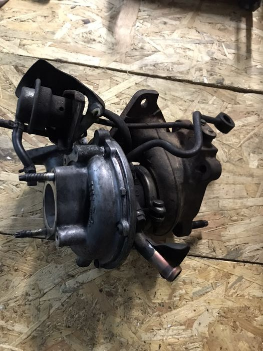 Turbo Nissan X-Trail T30 2.2D Turbosuflanta turbina 14411-8H800