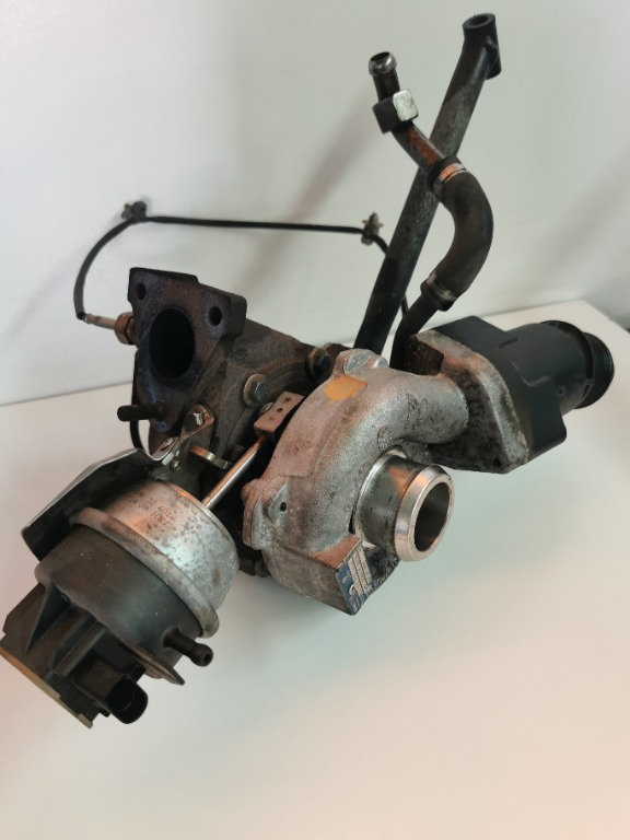 Turbo/turbina/turbosuflanta Audi A4 B8 A6 C6 2.0 TDI CAGA