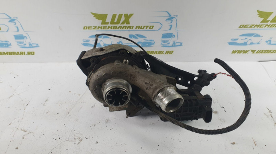 Turbo Turbina Turbosuflanta dreapta 4.2 tdi v8 CKDA 057145874n Volkswagen VW Touareg generatia 2 7P [2010 - 2014]