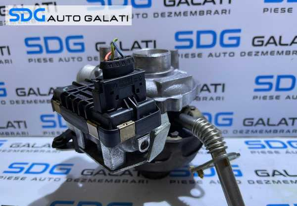 Turbo Turbina Turbosuflanta Stanga Citroen C5 2.7 HDI 2007 - 2017 Cod 4U3Q-6K682-BL 4U3Q6K682BL 723340-13 [B3818]