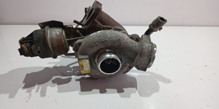 Turbosuflanta 03L145702E 2.0TDI CAH 170Cp Audi A4 B8/8K [2007 - 2011]