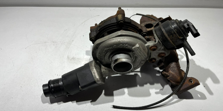 Turbosuflanta 2.0tdi 03l145721A Audi Q5 8R [2008 - 2012]